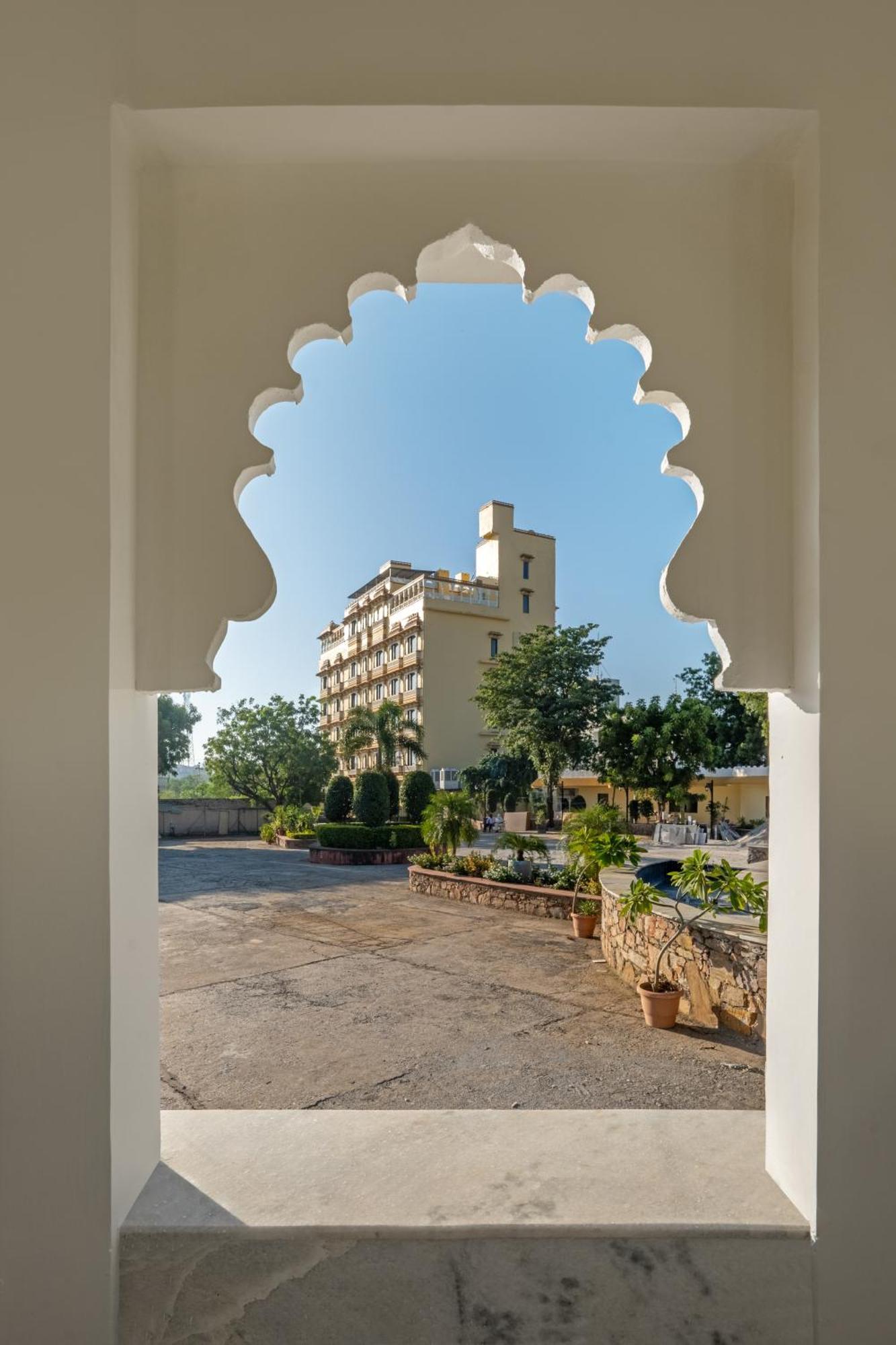 Sterling Balicha Udaipur Hotel Exterior photo