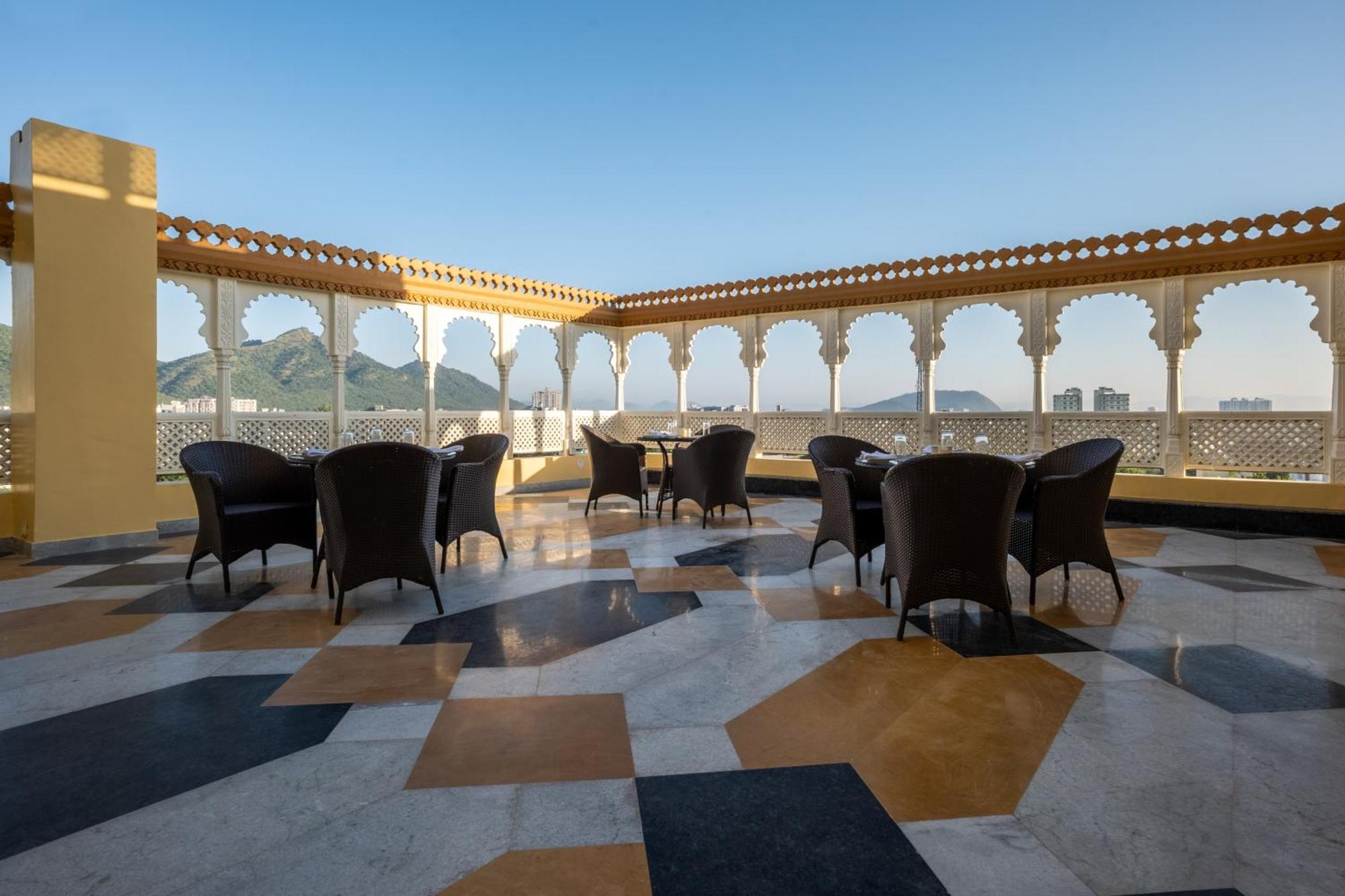 Sterling Balicha Udaipur Hotel Exterior photo